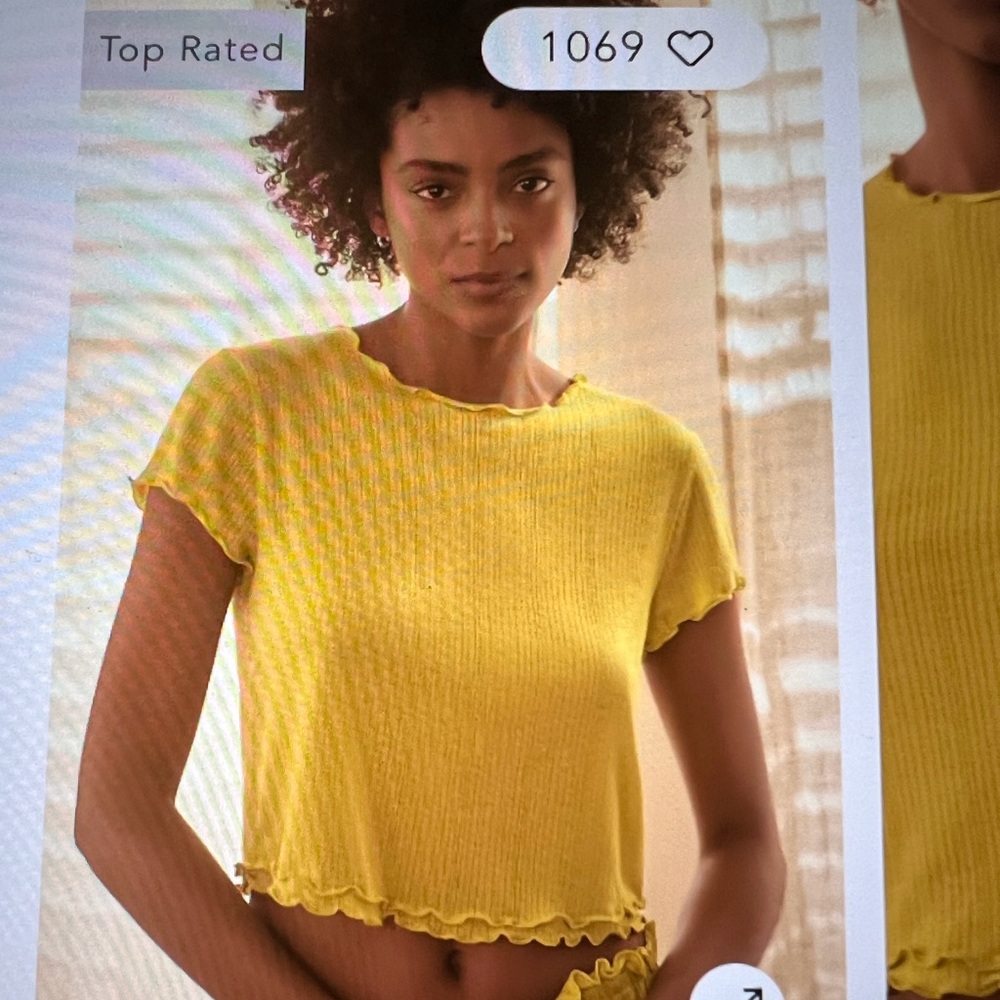 ANTHROPOLOGIE CROP SLEEP SHIRT SOFT AND LIGHT FOR HOT NIGHTS.‎ LETTUCE EDGE